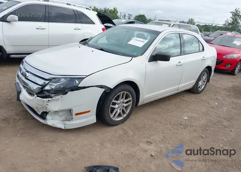 2012 Ford Fusion S from USA, damaged, VIN 3FAHP0GA9CR123058